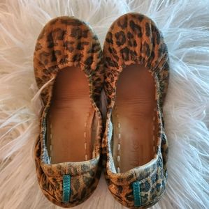 Leopard Tieks Size 7